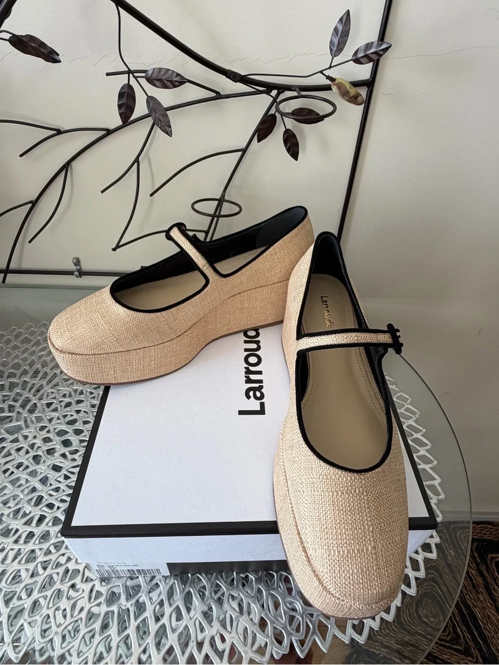 Larroudé Blair Flatforms in Raffia w Leather Trim Size 8.5 NIB
